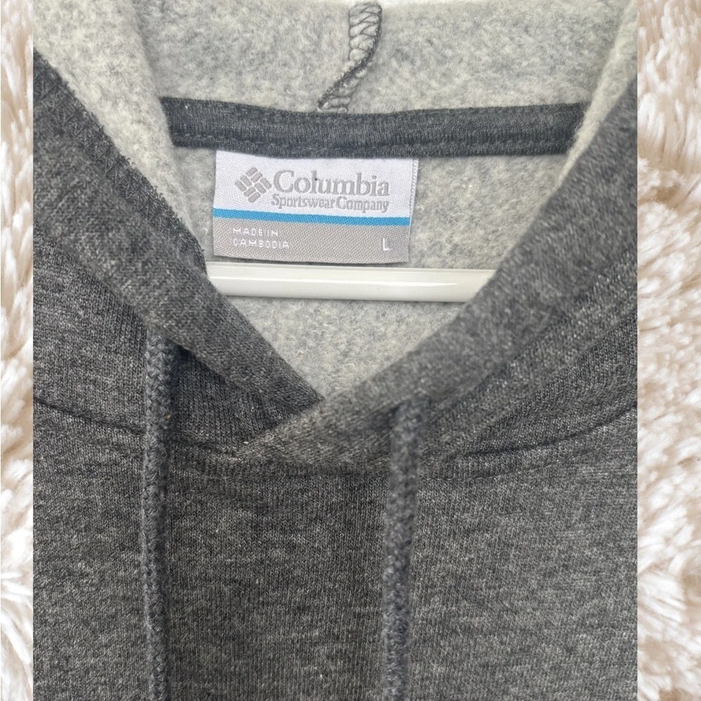 Columbia Men's Charcoal Hoodie Sweater